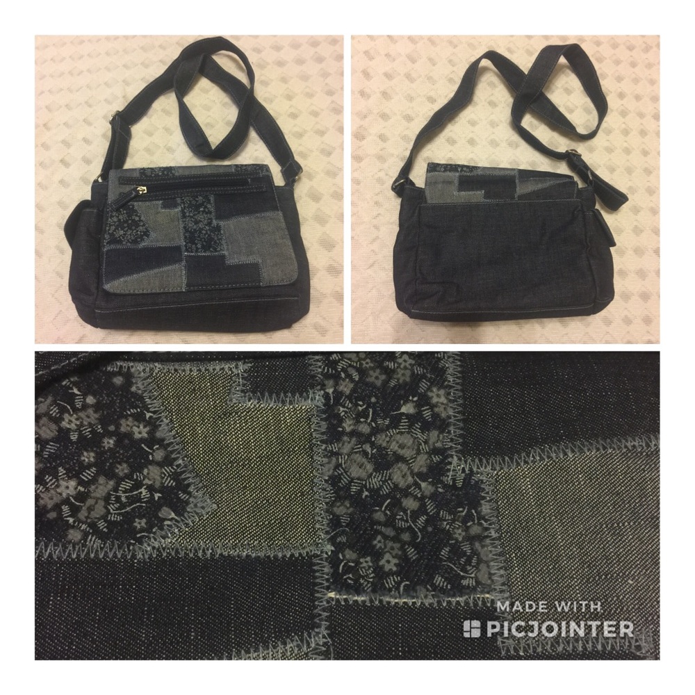 Preowned Shoulder Handbag for women.